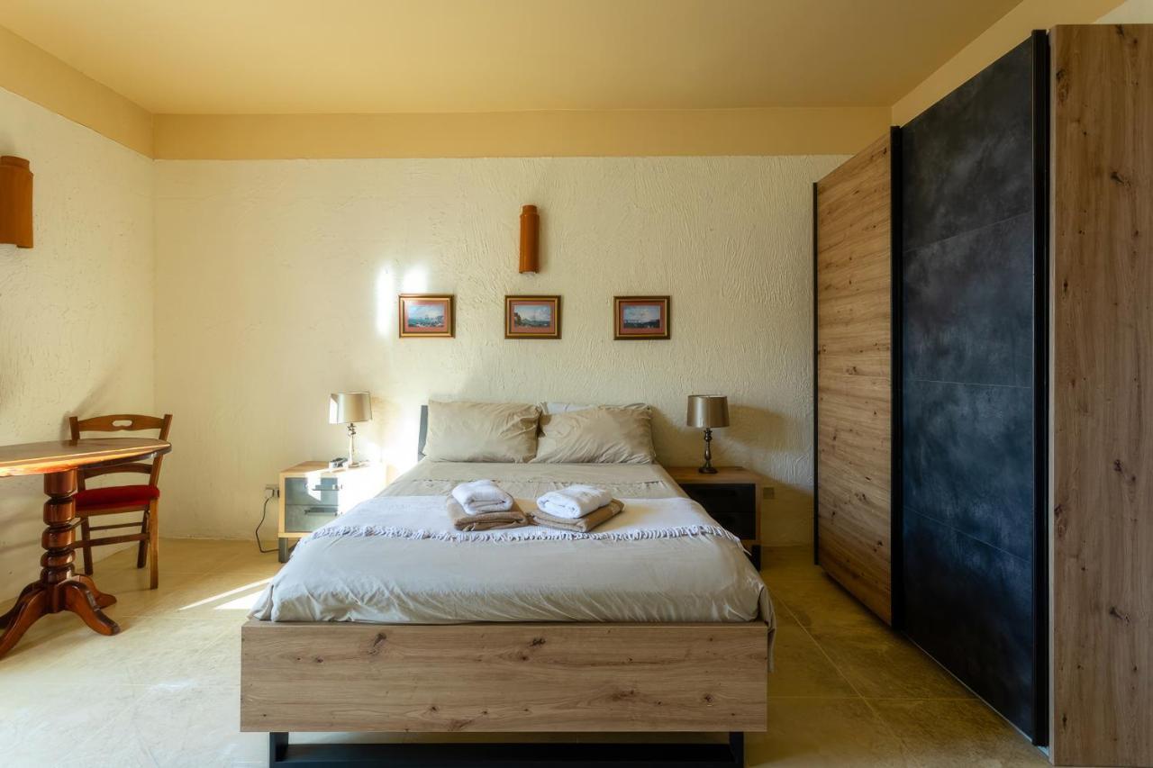 Villa Serenity B&B Sannat Bagian luar foto
